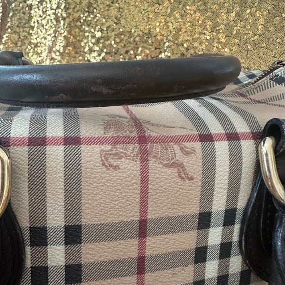 PRE-LOVED Authentic Burberry Vintage Checks Medium Bowling Bag - Picture 15 of 16